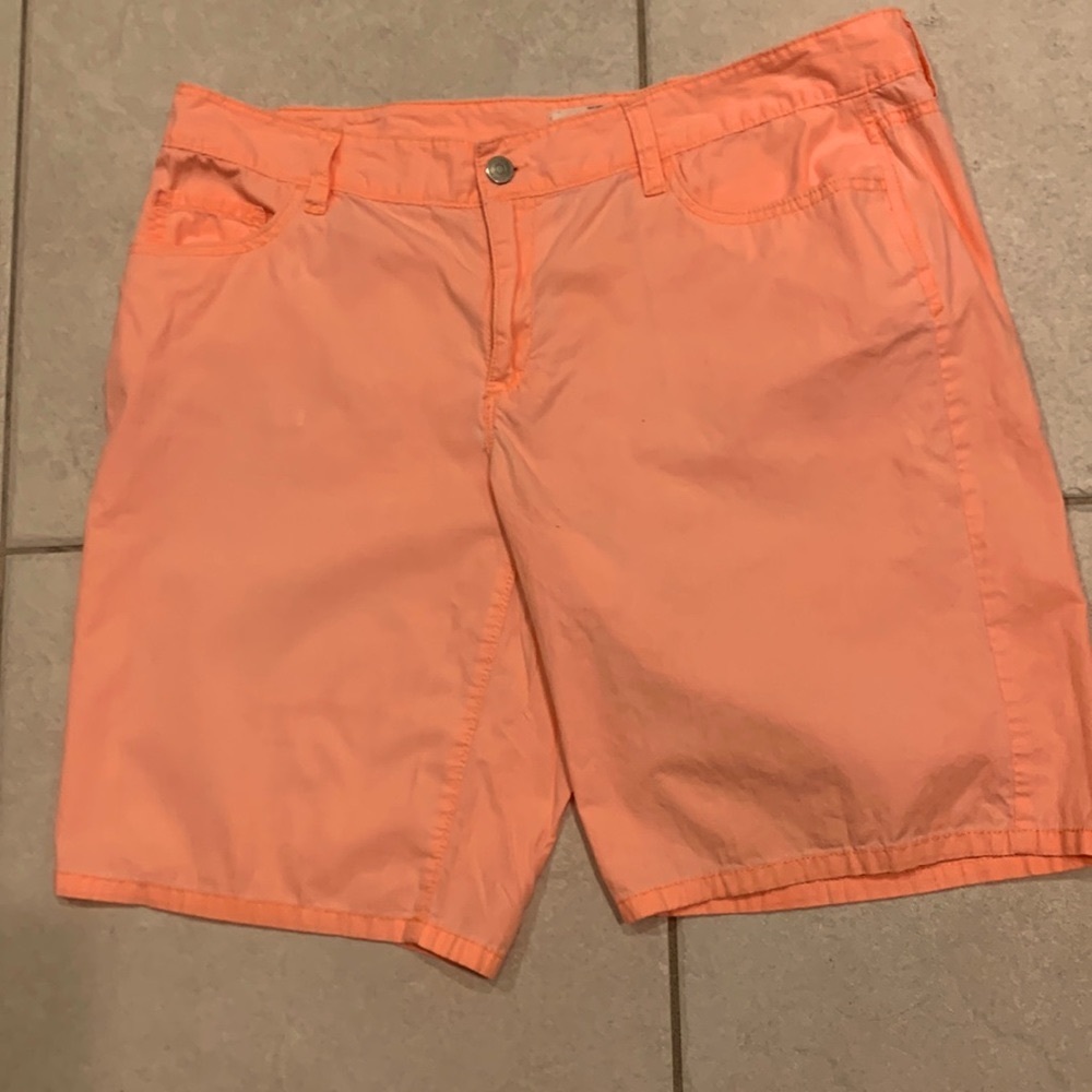 LOFT SHORTS, Size 12